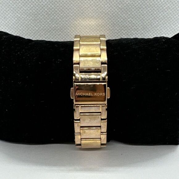 Michael Kors Mini Parker MK5616 Women Rose Gold Analog Dial Quartz Watch JNA305 main image 11